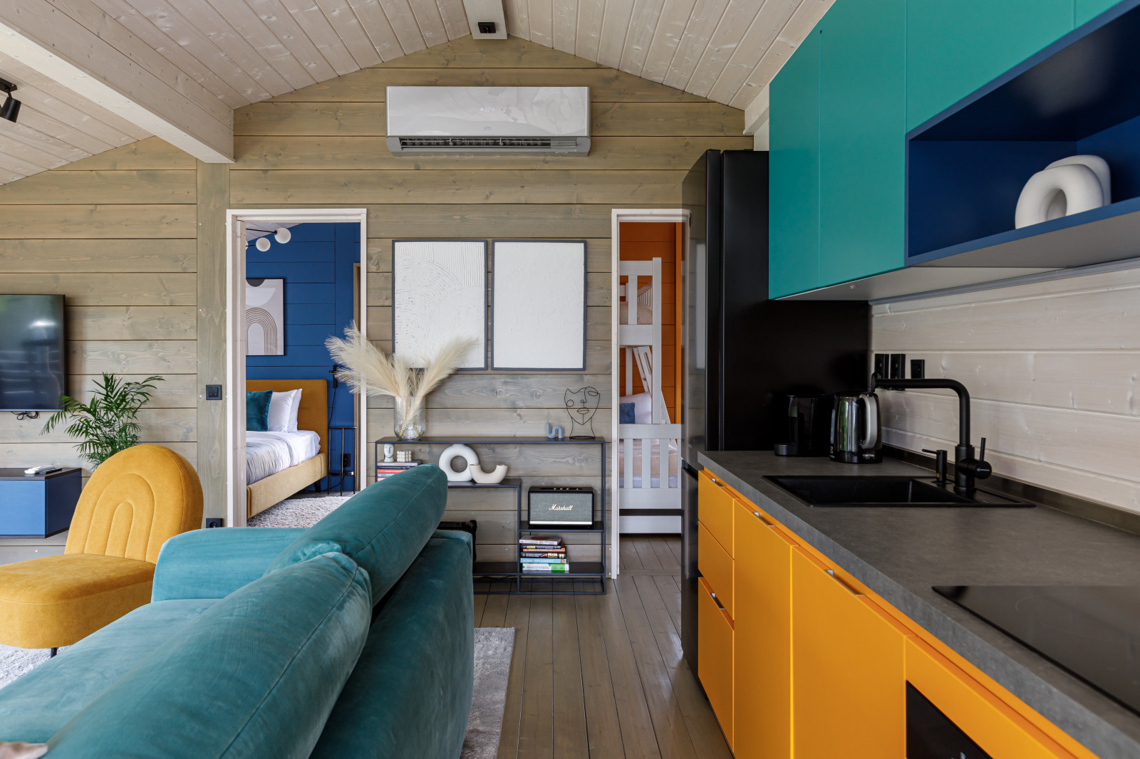 Подмосковный дубльдом