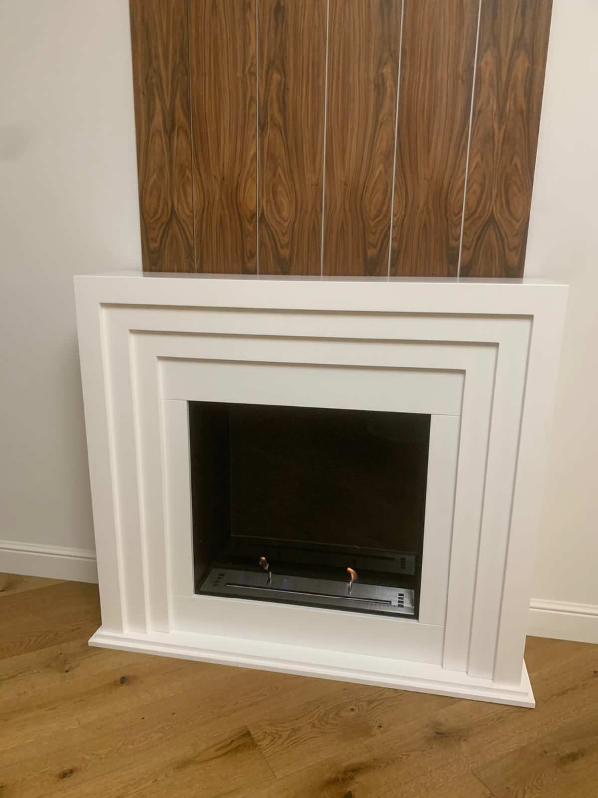 Напольный биокамин в Классическом Стиле – Элегантное Дополнение Интерьера