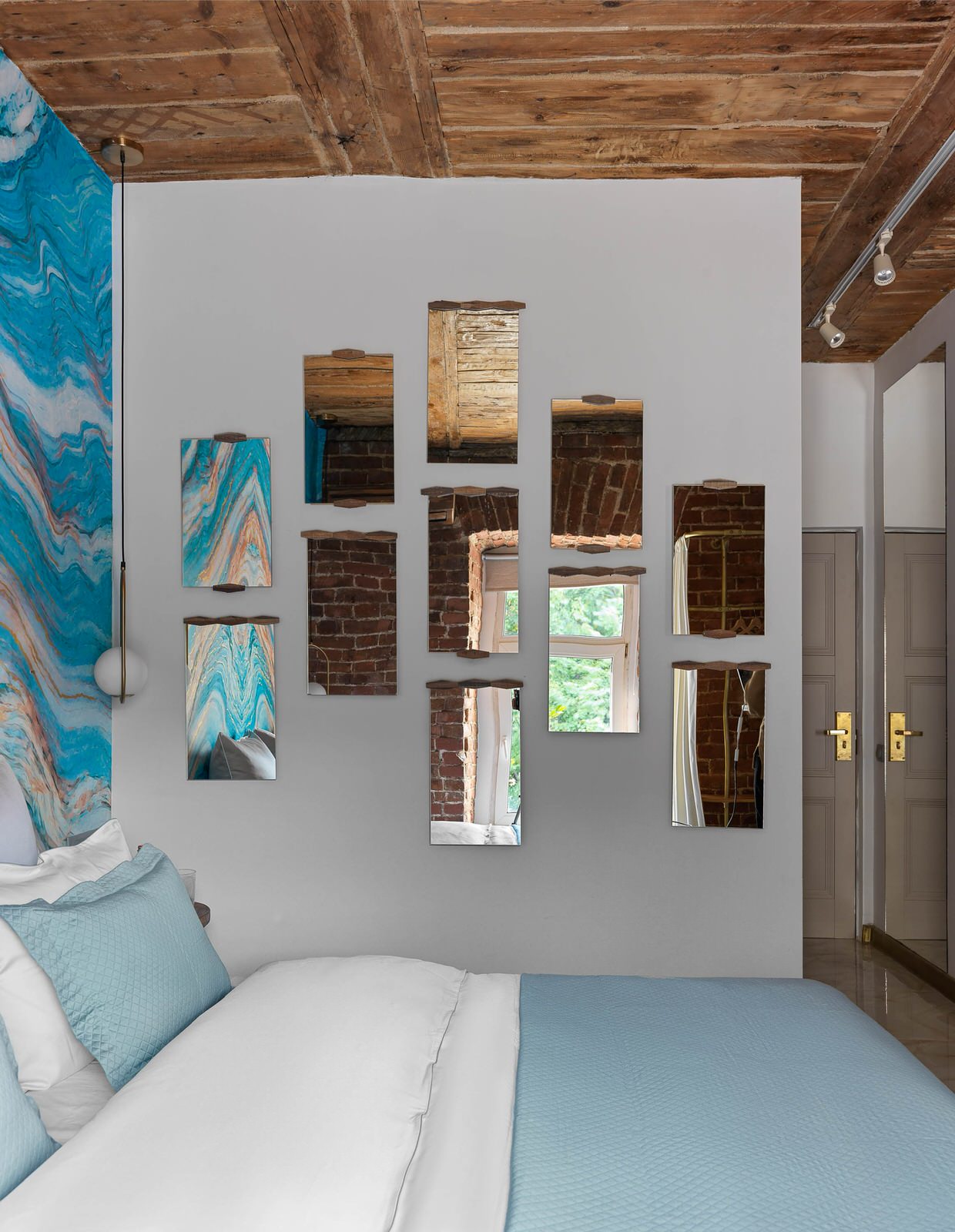 Обложка альбома: Лофт