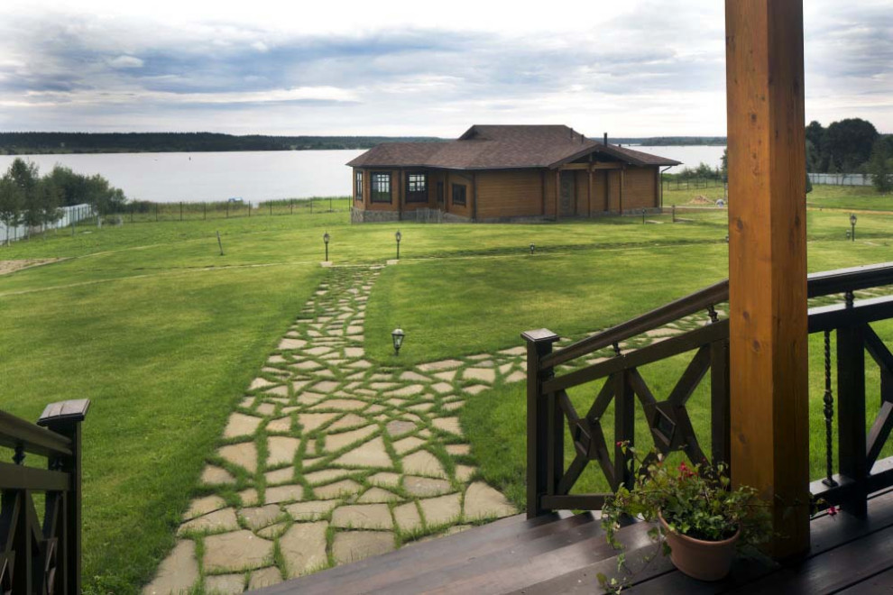 Дом из клееного бруса на р.Волге