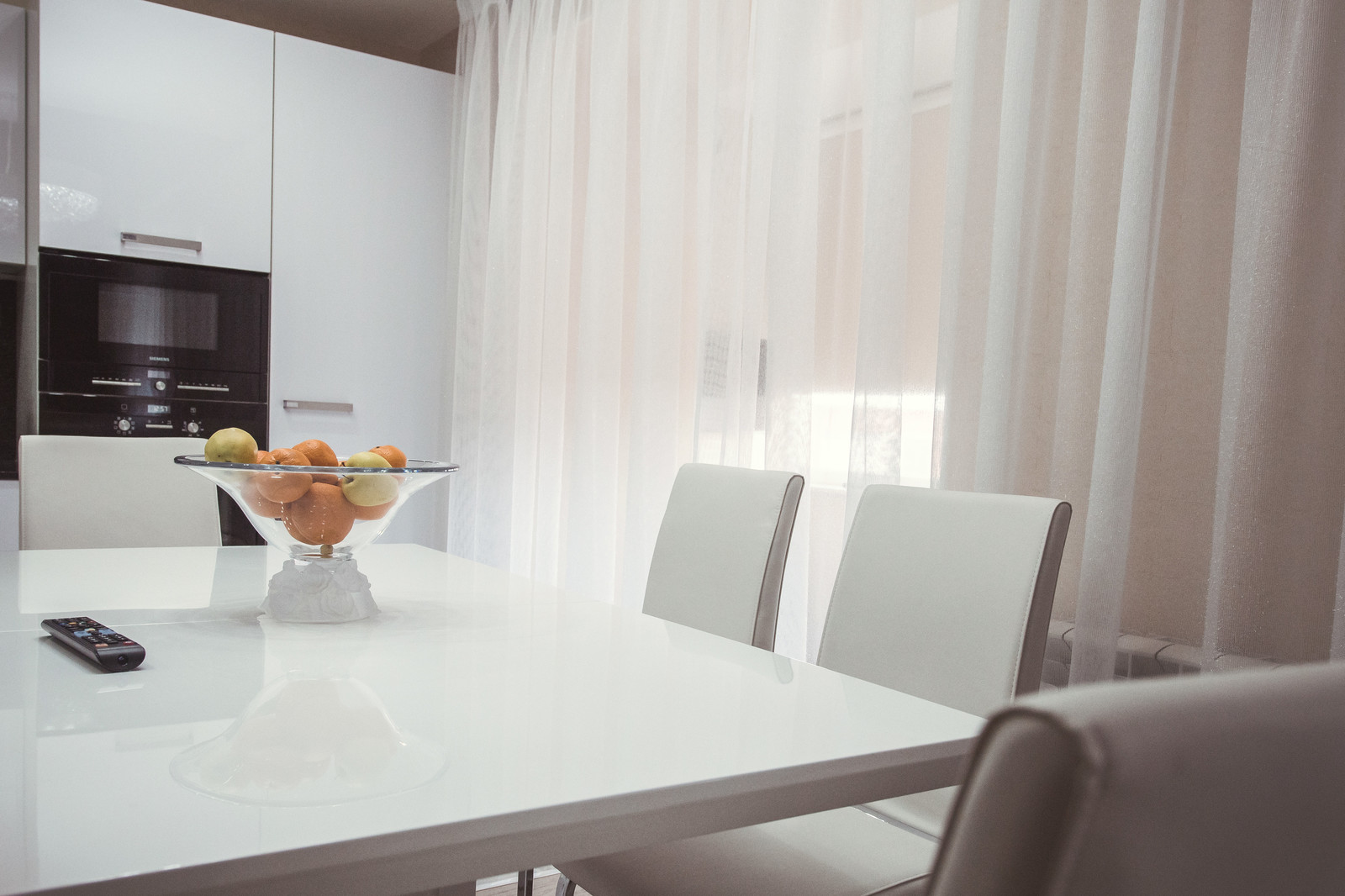 Кухня-гостиная в современном стиле