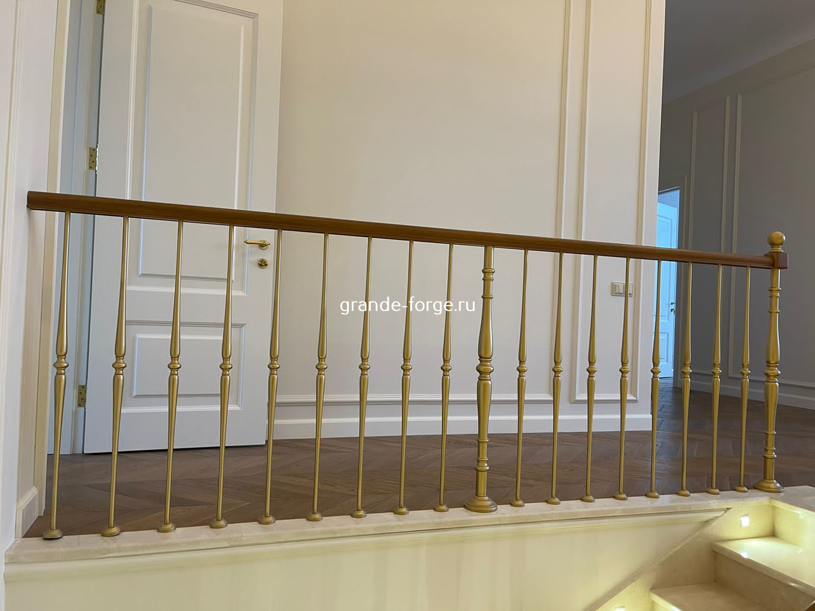 Лестница, стальное ограждение, фабрика Grande forge(Франция), коллекция "Рондо"