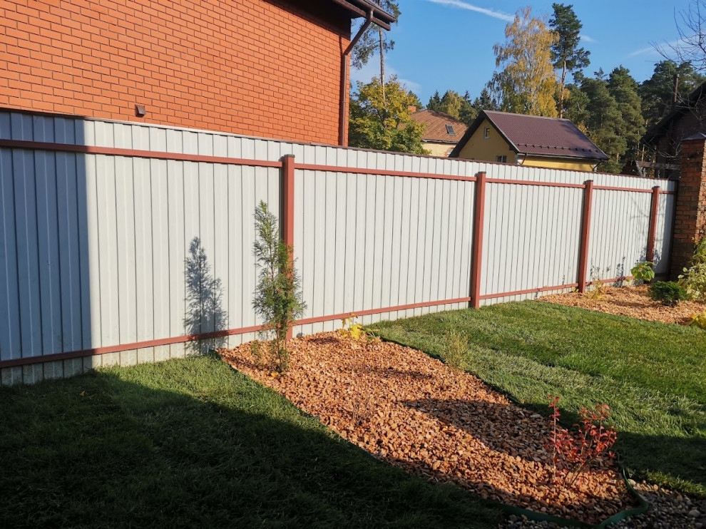 Реализация ландшафтного проекта на площади 300м2.