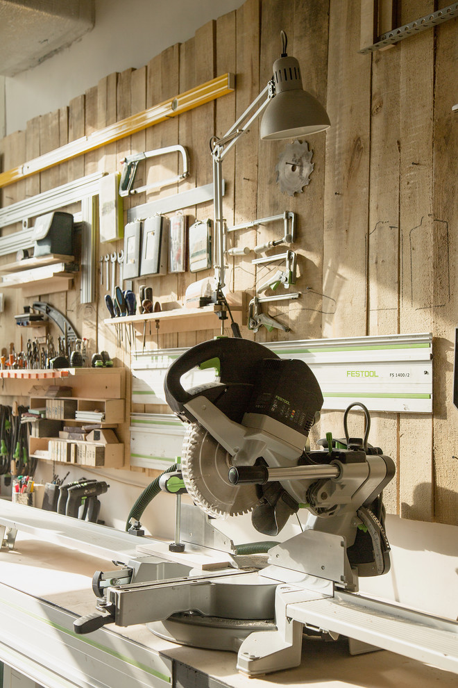 Портрет: Конструкторское бюро WOOD DEED