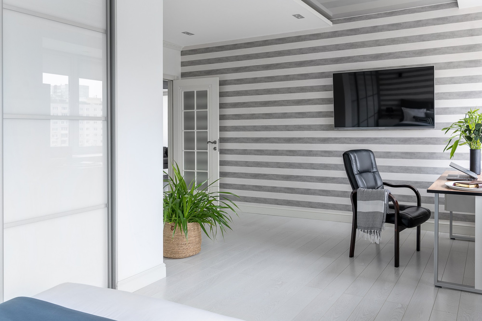 БЕЛОСНЕЖНАЯ ОПОЧИВАЛЬНЯ