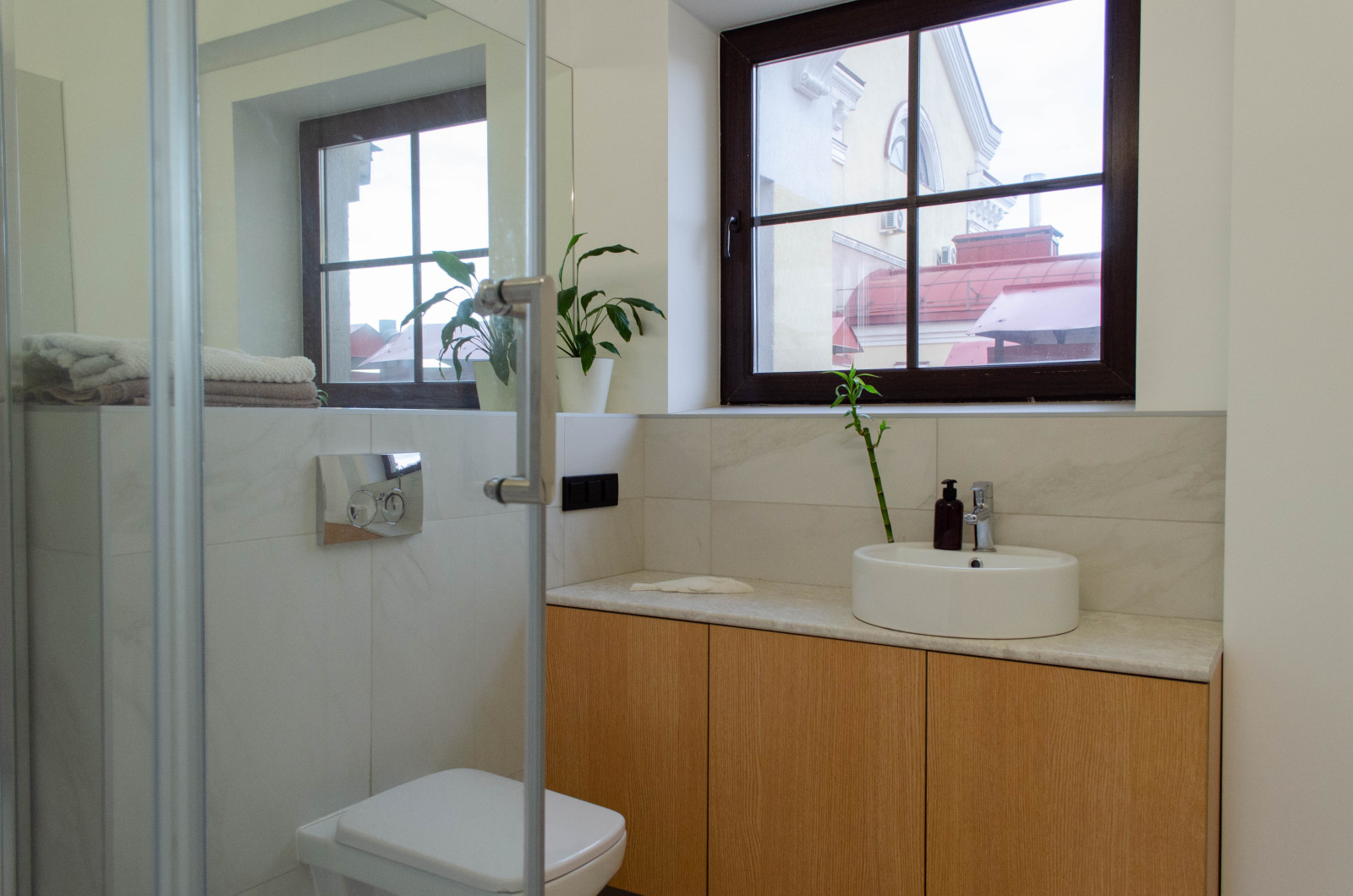 ЖД "Театральный", 77 м2