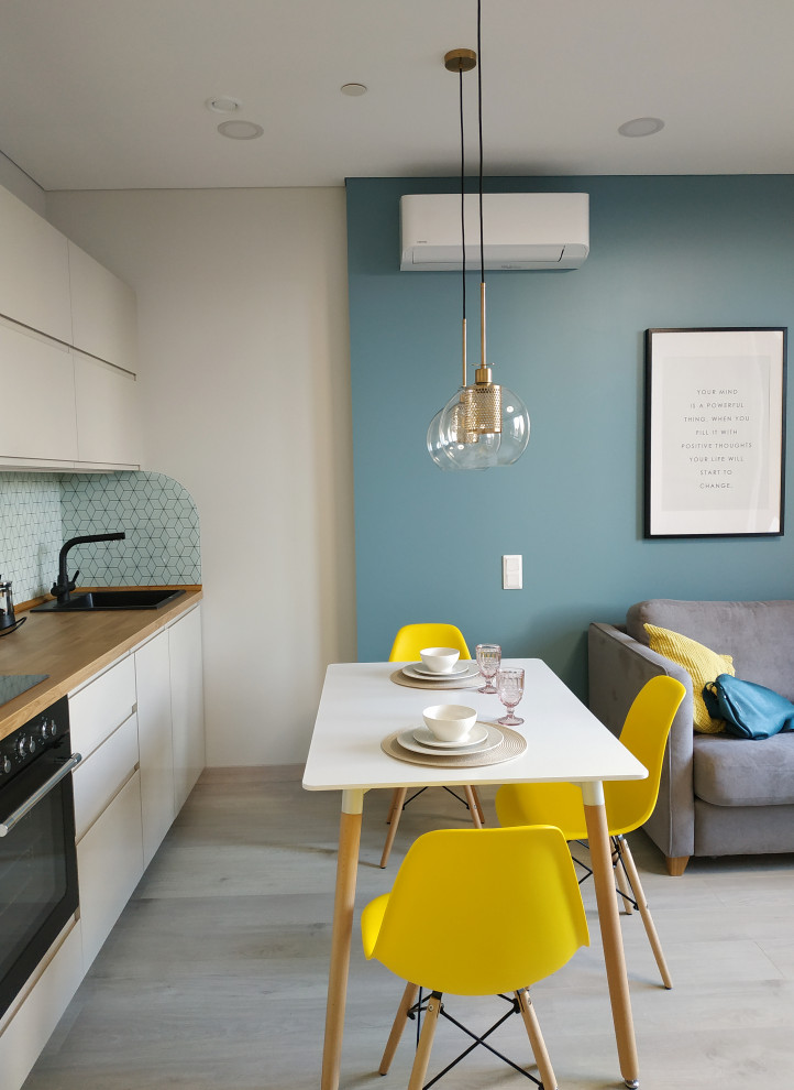 Бирюзово-желтый интерьер