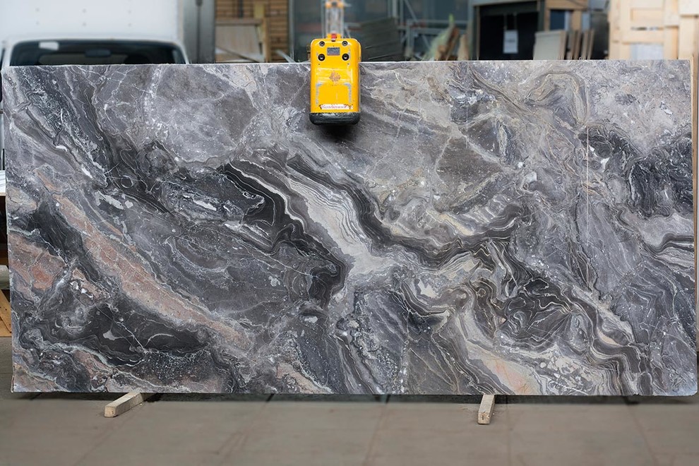 Классы и категории мрамора: Как они «диктуют» цену камня