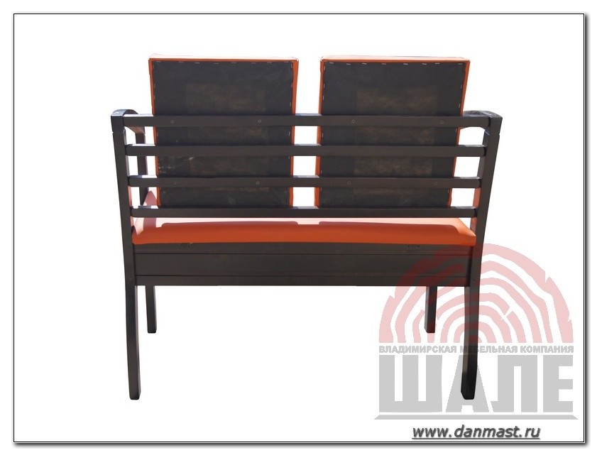 Кухонные диваны из массива