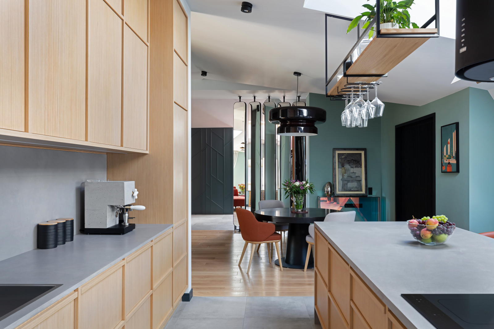 Квартира 221