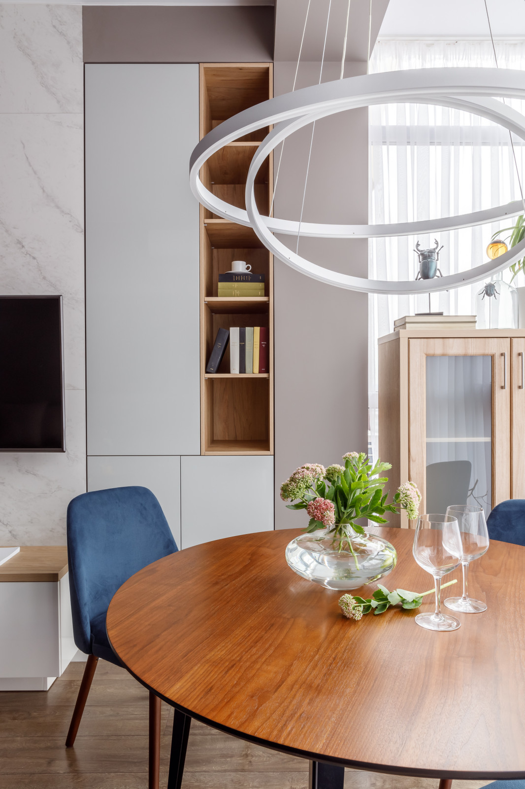 Светлая квартира с яркими акцентами 51 м²