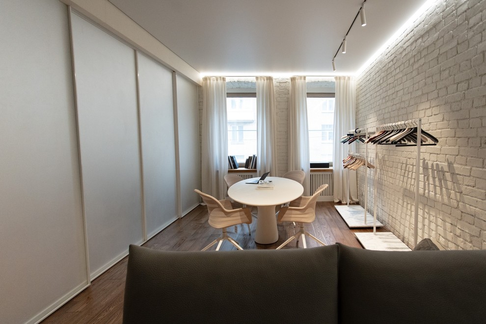 Межкомнатная раздвижная перегородка R1200 raumplus в комнату