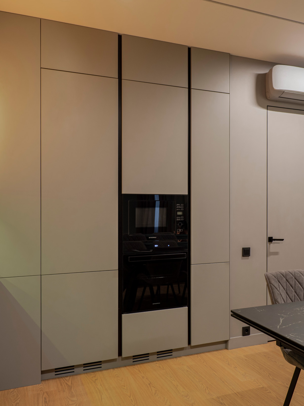 Стильная кухня в минималистичном стиле