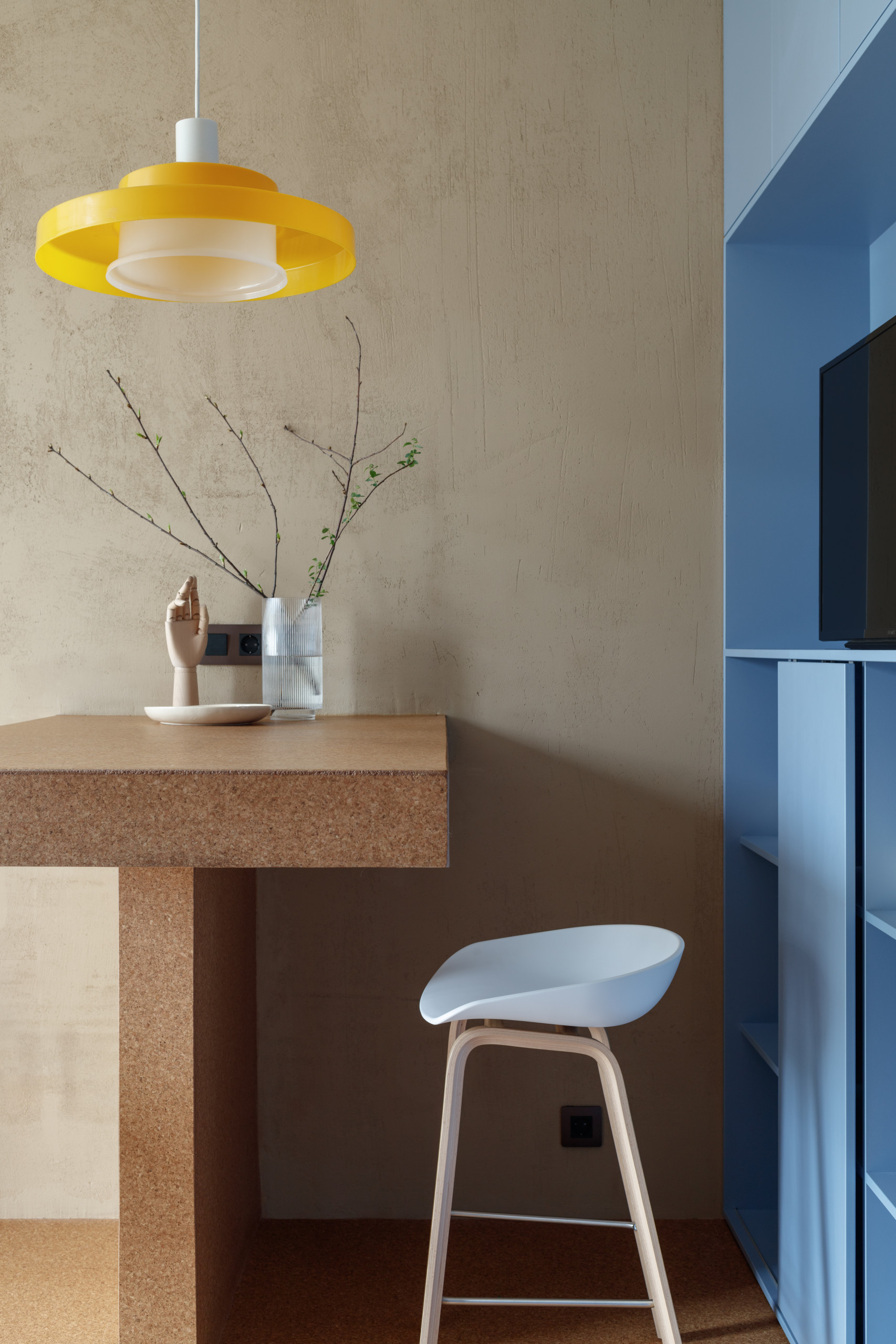 Houzz тур: Апартаменты 40 кв. м – из пробки и стеклоблоков