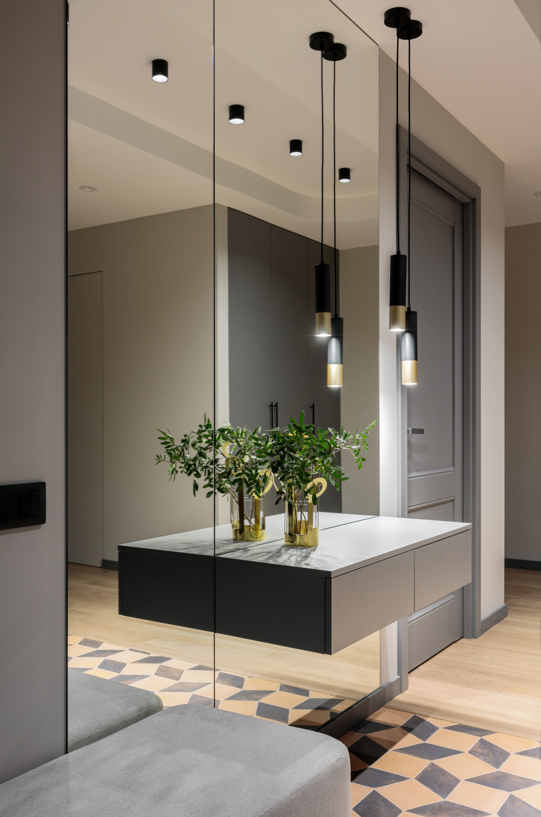 Квартира с синей кухней и детской комнатой