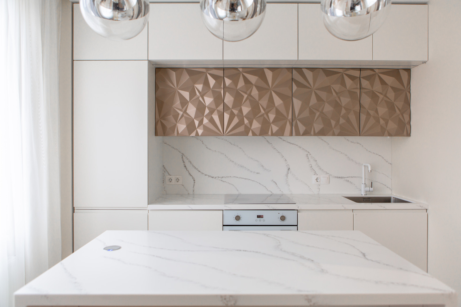 Кухня-гостиная с 3D-фасадами