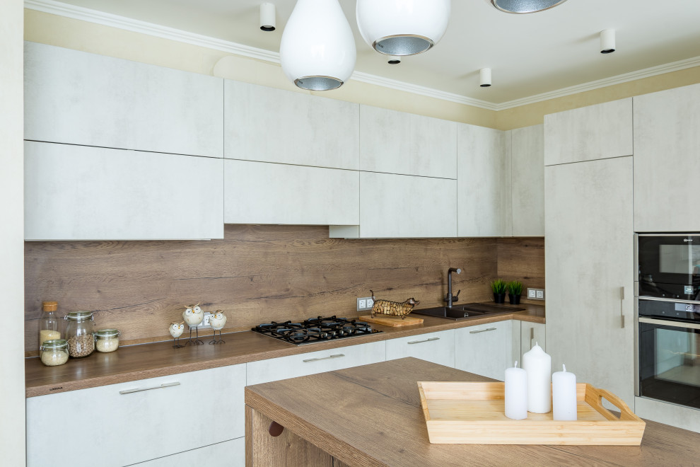 Кухня с фасадами под бетон в Заречном