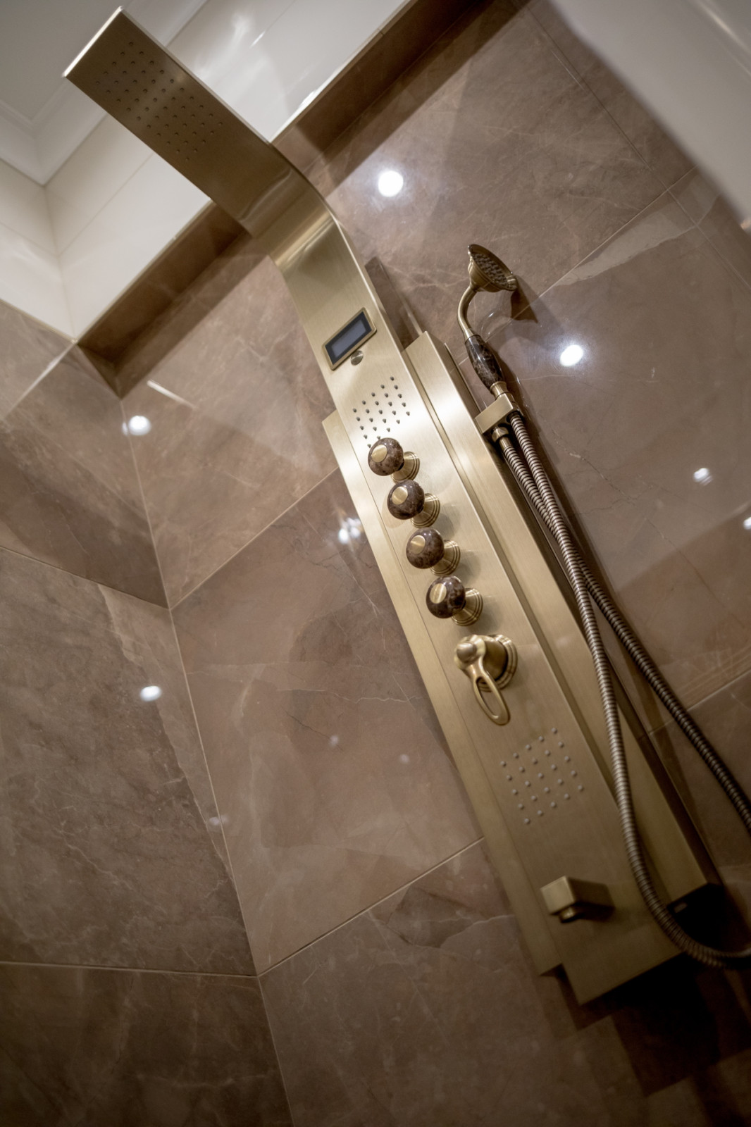 Утро с шампанским - ЖК «Green Park» 92м2