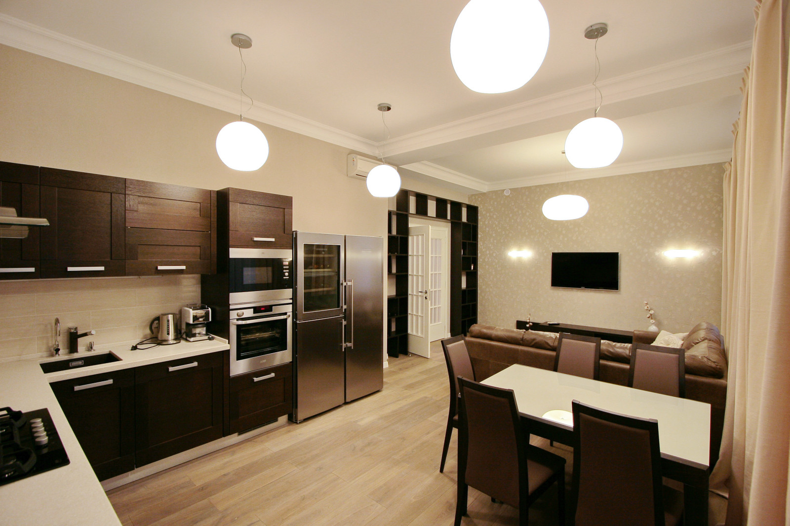 ФРУНЗЕНСКАЯ