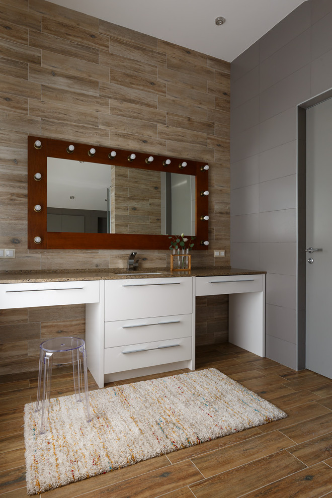 Дом на склоне