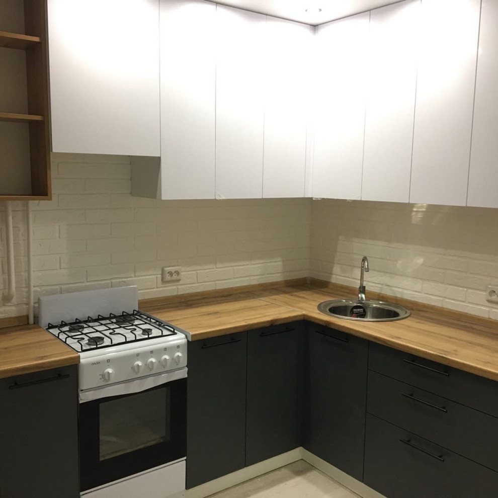 Обложка проекта: белый софт, графит софт, вотан