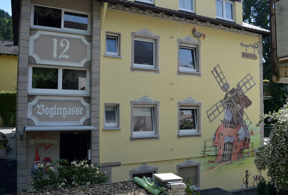 Роспись фасада  и интерьера мини-отеля