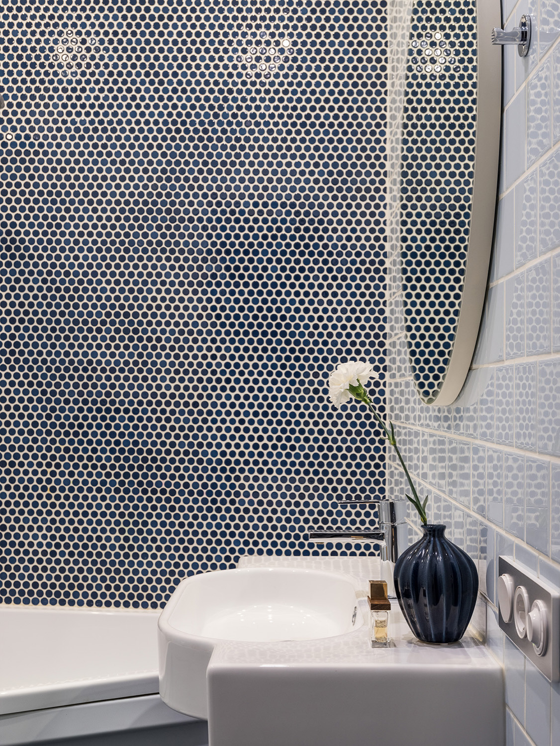 Двухкомнатная квартира в синих тонах