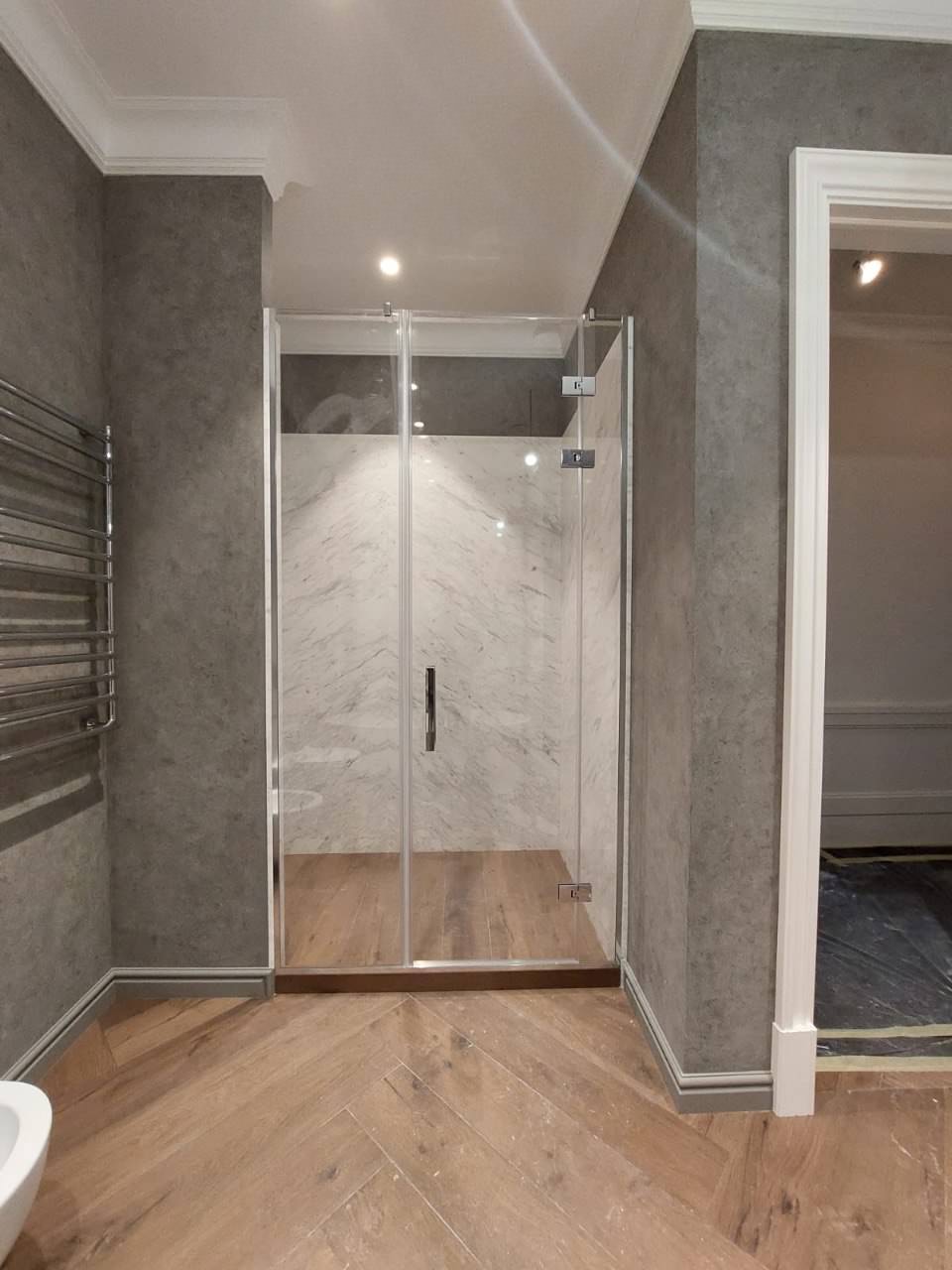 Душевая кабина/ванная комната