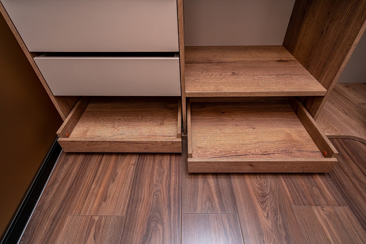 Гардеробные комнаты на Воскресенской набережной