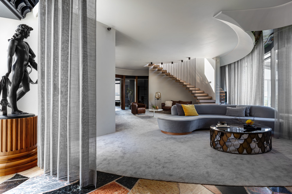 Пентхауз в центре Петербурга