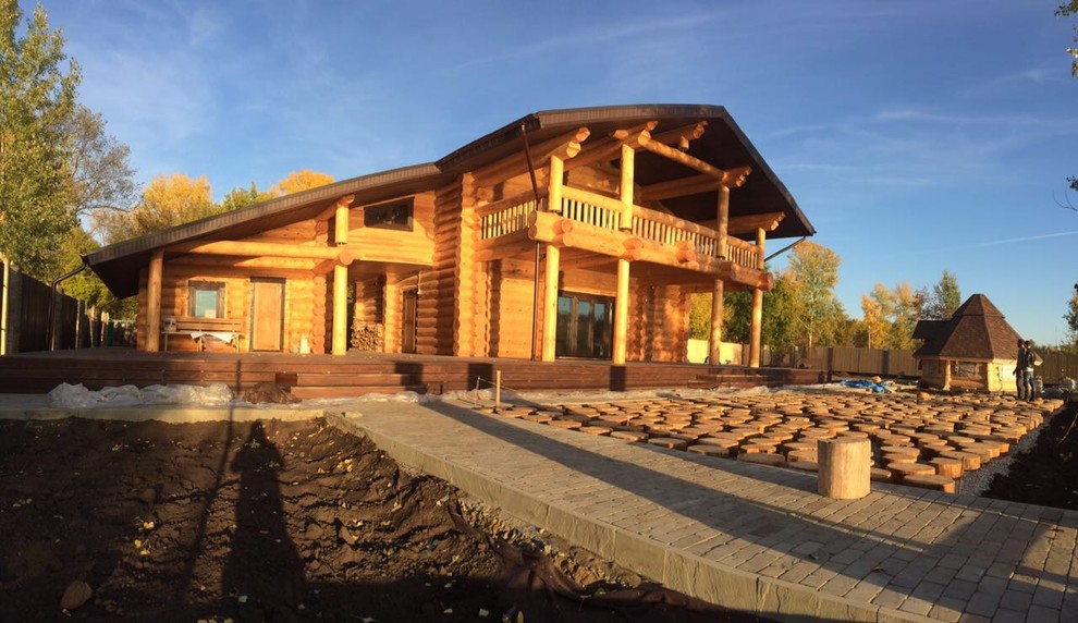 Обложка проекта: Дом на берегу