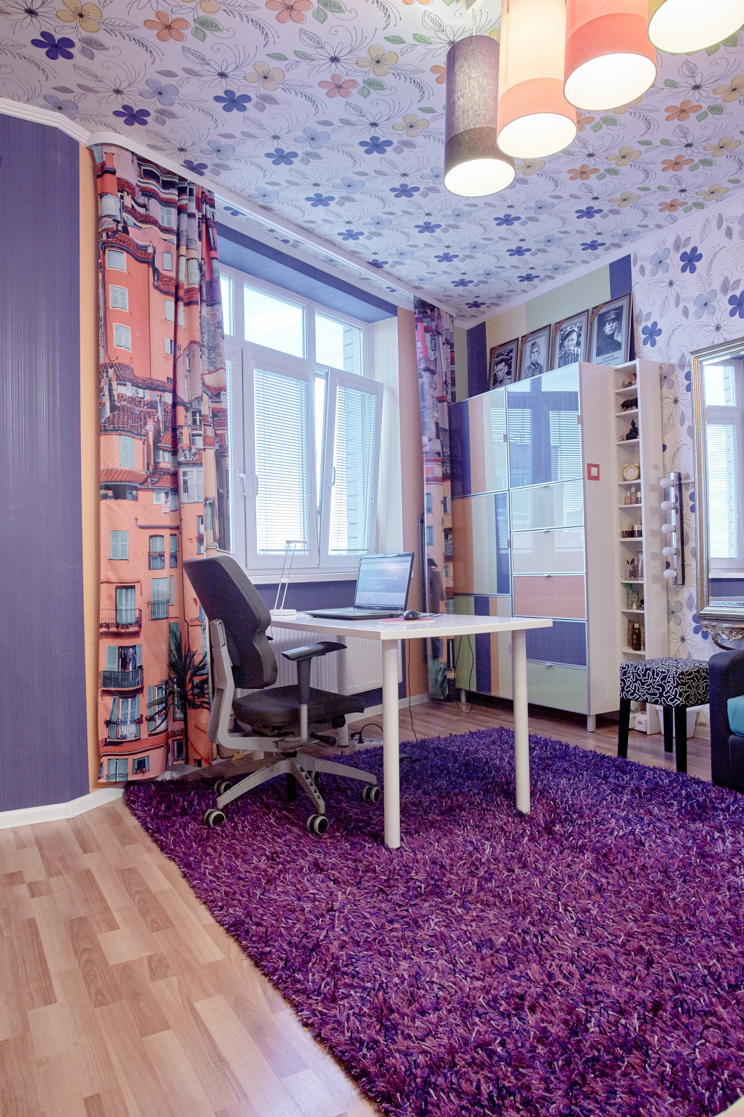 Обложка проекта: Яркая квартира