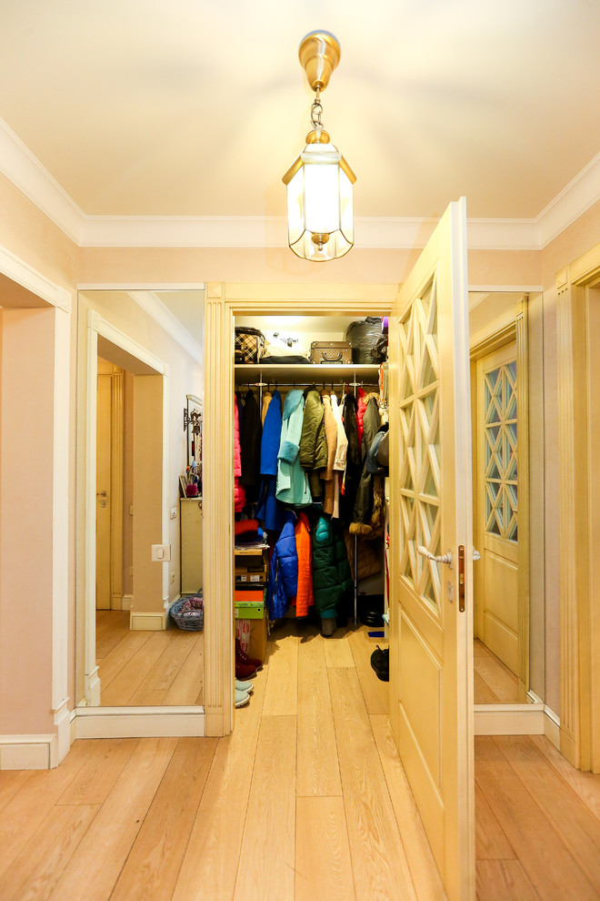 Снова Французский прованс, спустя 3 года после сдачи объекта