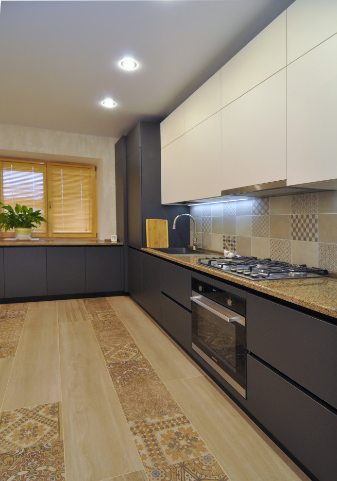 Кухня без ручек фасады Алвик