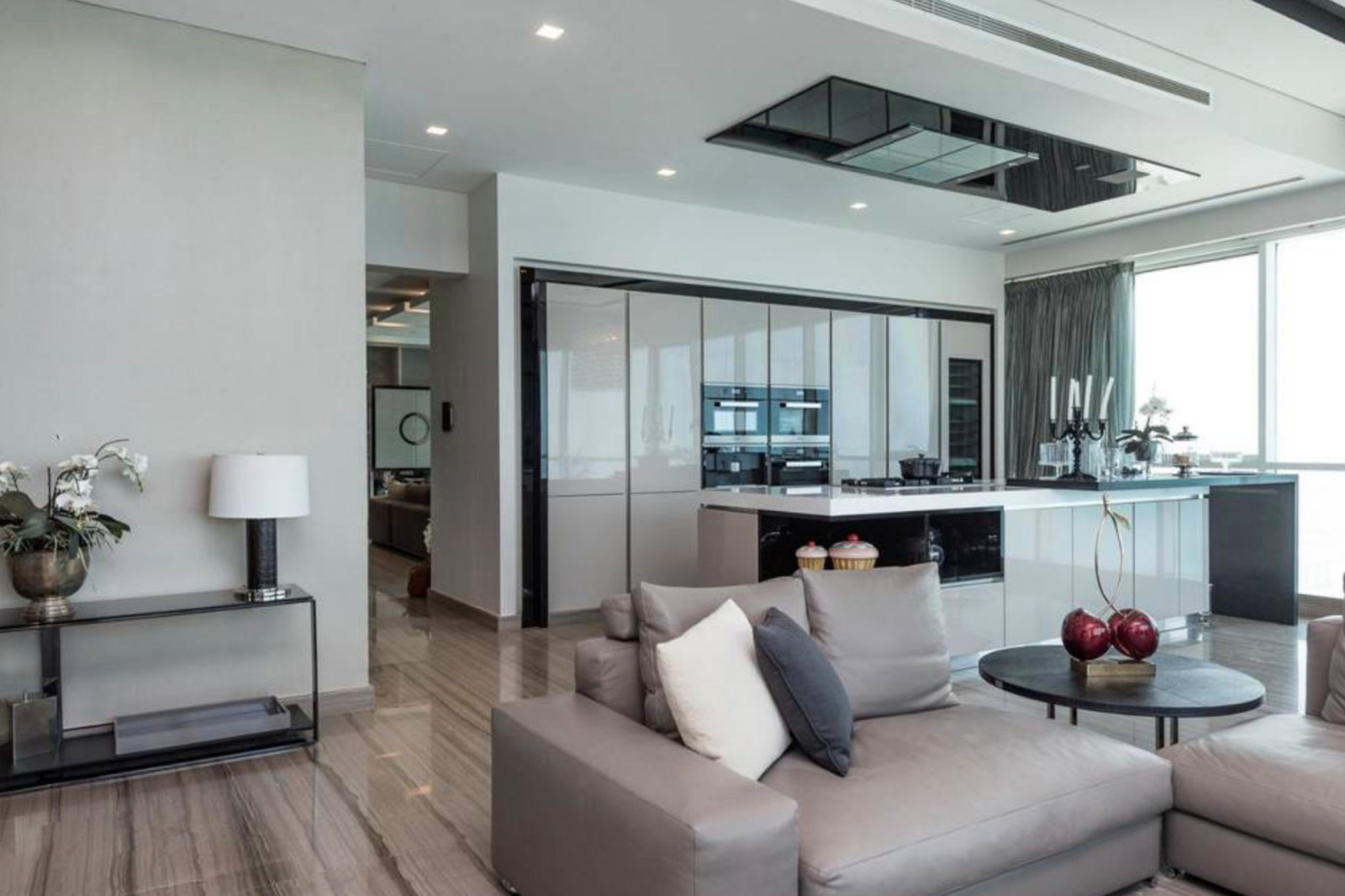 Пентхаус с панорамными окнами