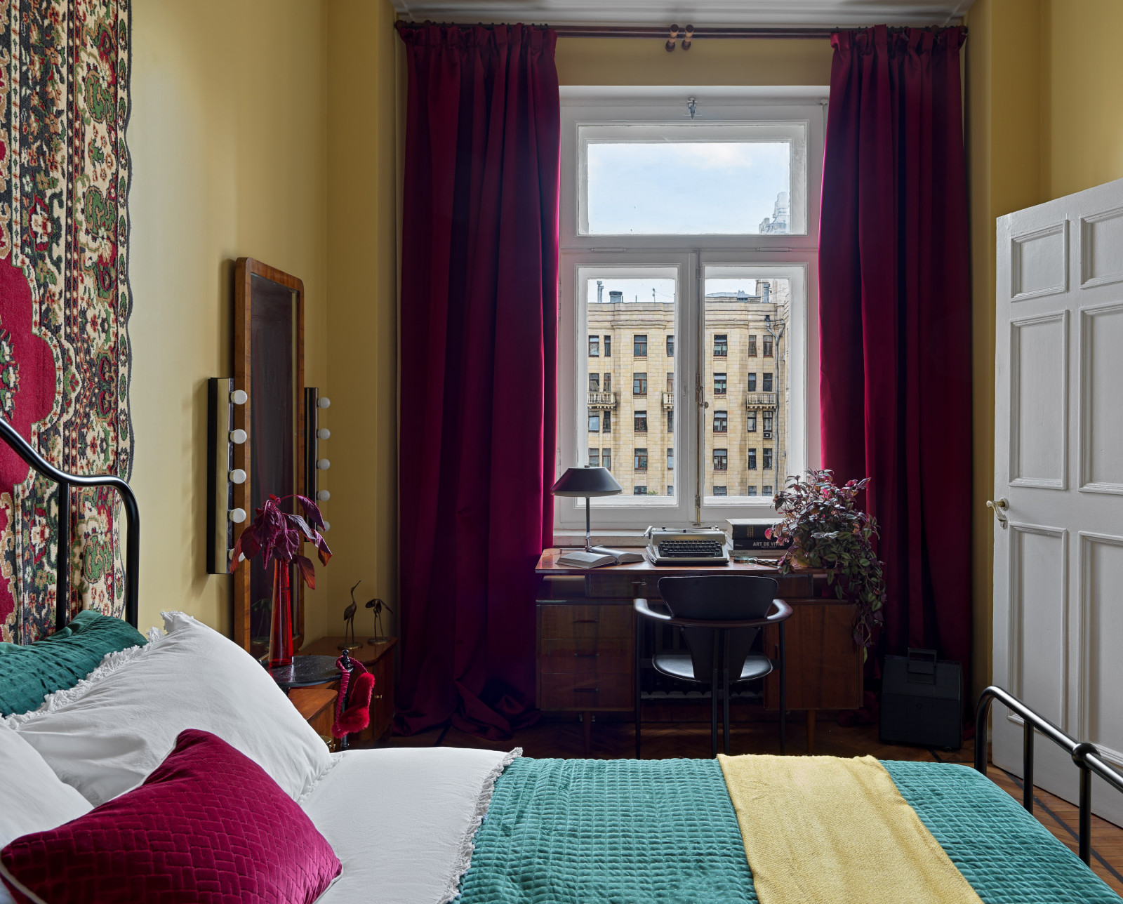 Интерьер в сталинской высотке (гостиница Украина)