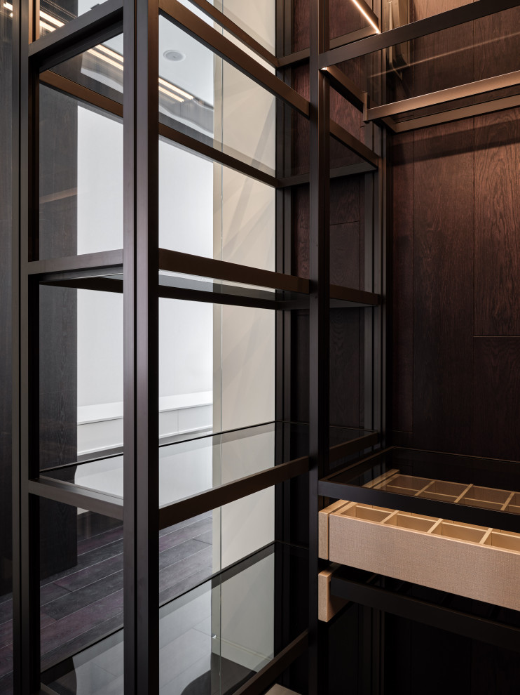 Стеклянная гардеробная система