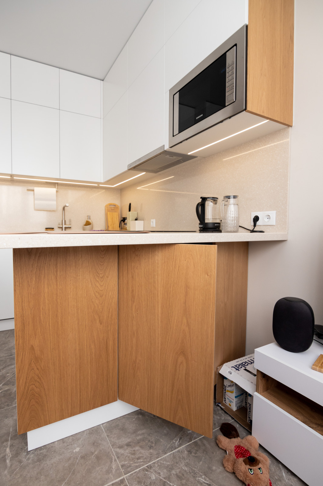 Современная кухня в минималистичном стиле