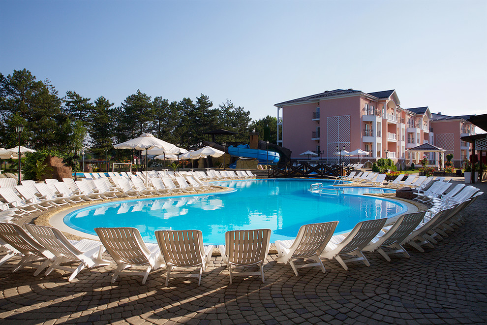 Отель Ривьера