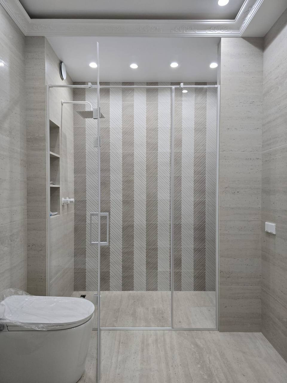 Душевая перегородка в ЖК Level