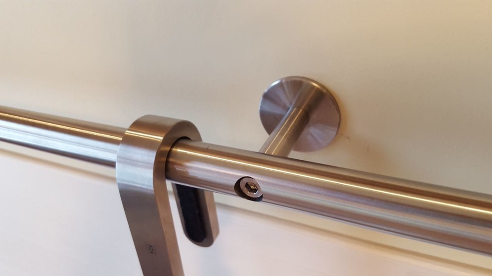 20180408 _ НОВОСИБИРСК - лестница мебельная с крючками - модель Step-30 hook