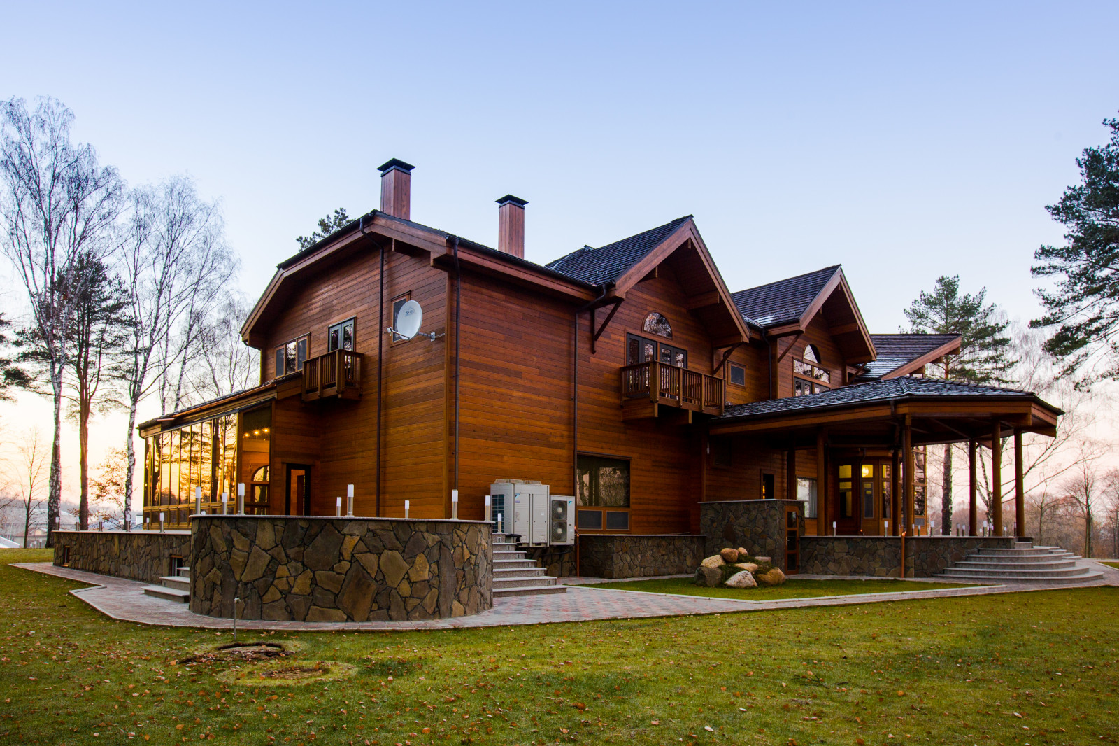 РЕЗИДЕНЦИЯ "ЛАЗУРНЫЙ БЕРЕГ"