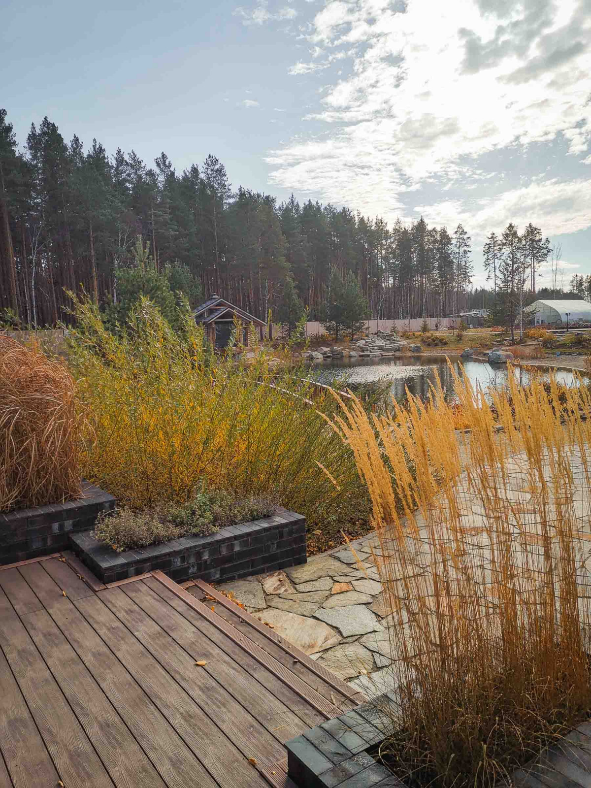 Роскошный сад в Екатеринбурге