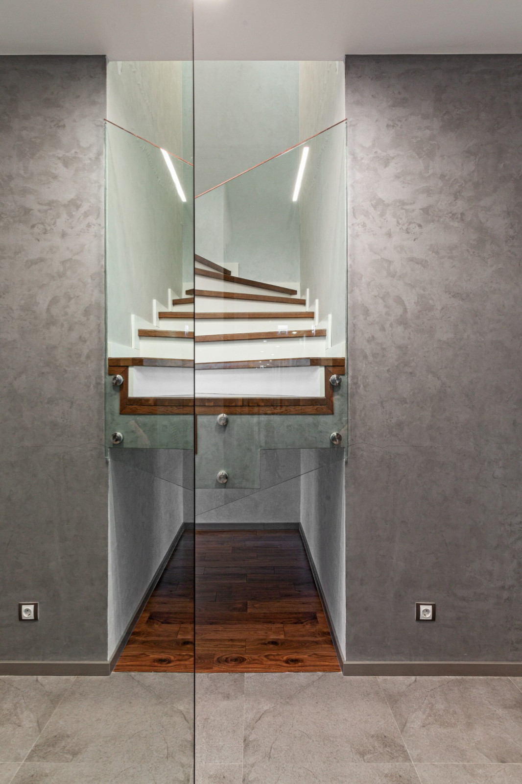 Ремонт холла