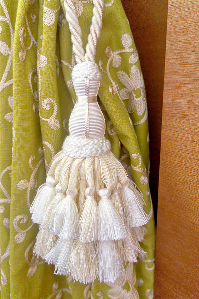 Гостиная в загородном доме в Костомарово