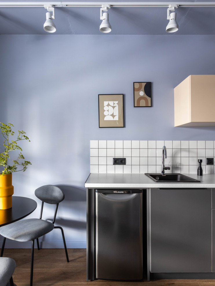 Студия 1. Вид на кухонный гарнитур