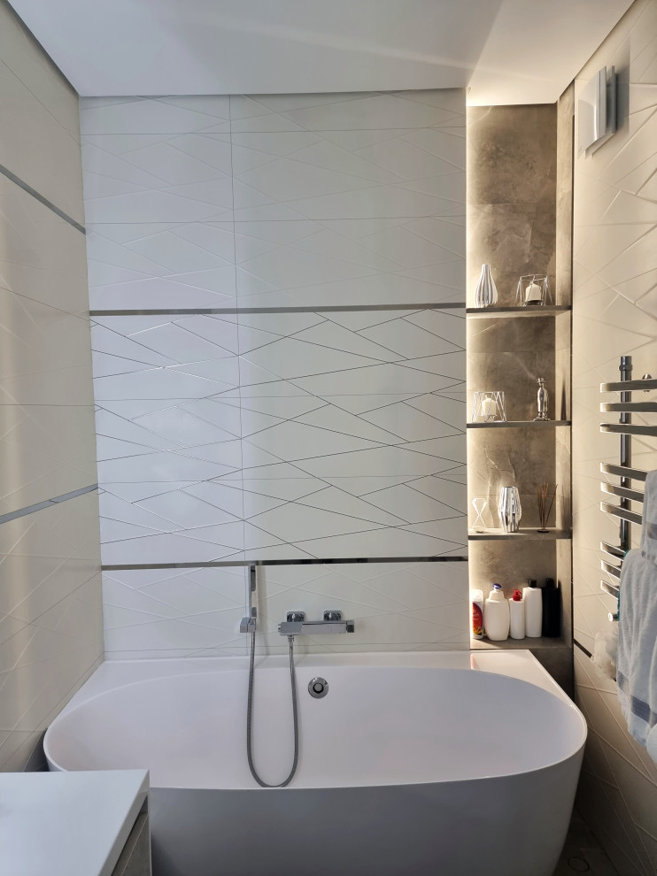 Фото реализованной ванной с подсветками