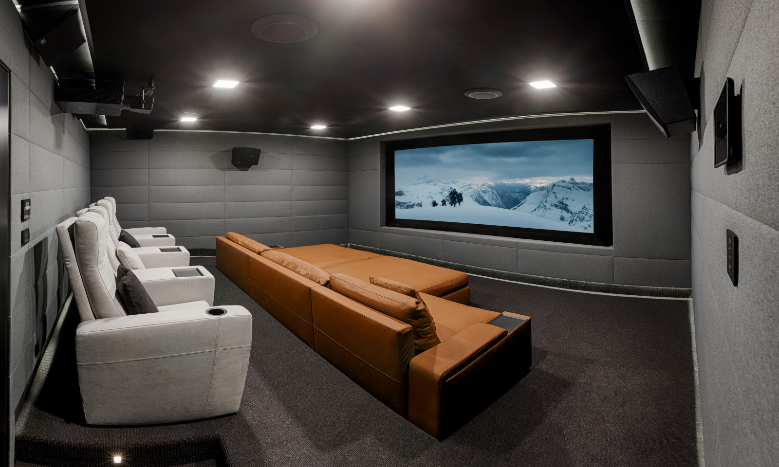 Обложка проекта: Peninsula