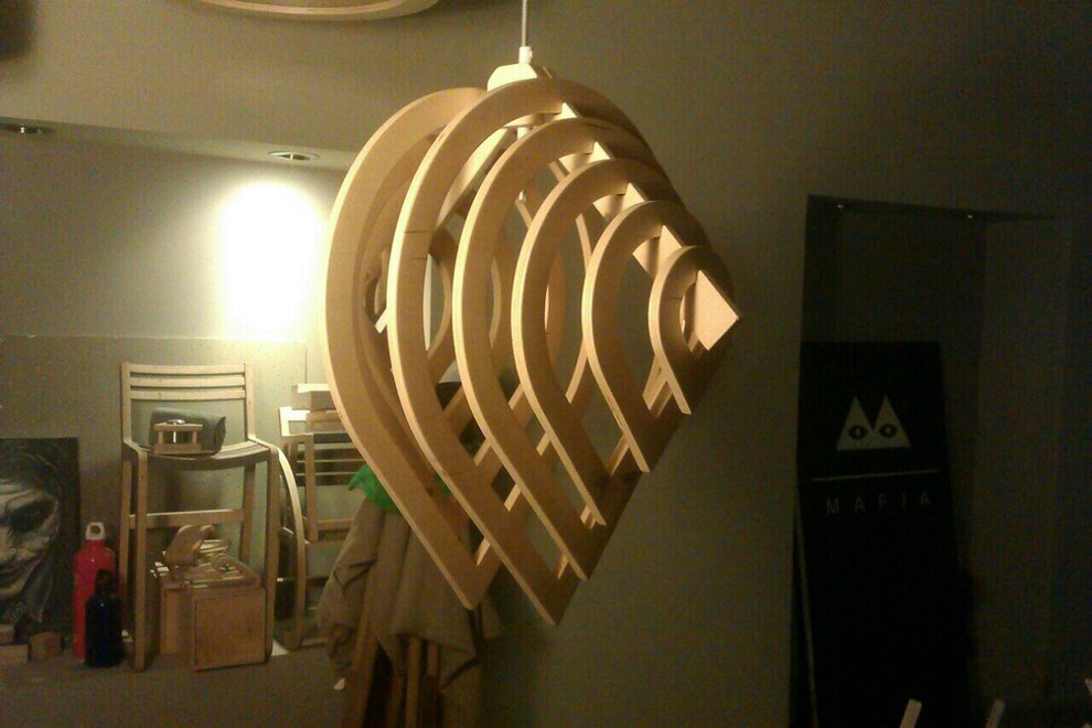 Светильник из фанеры "Капля"