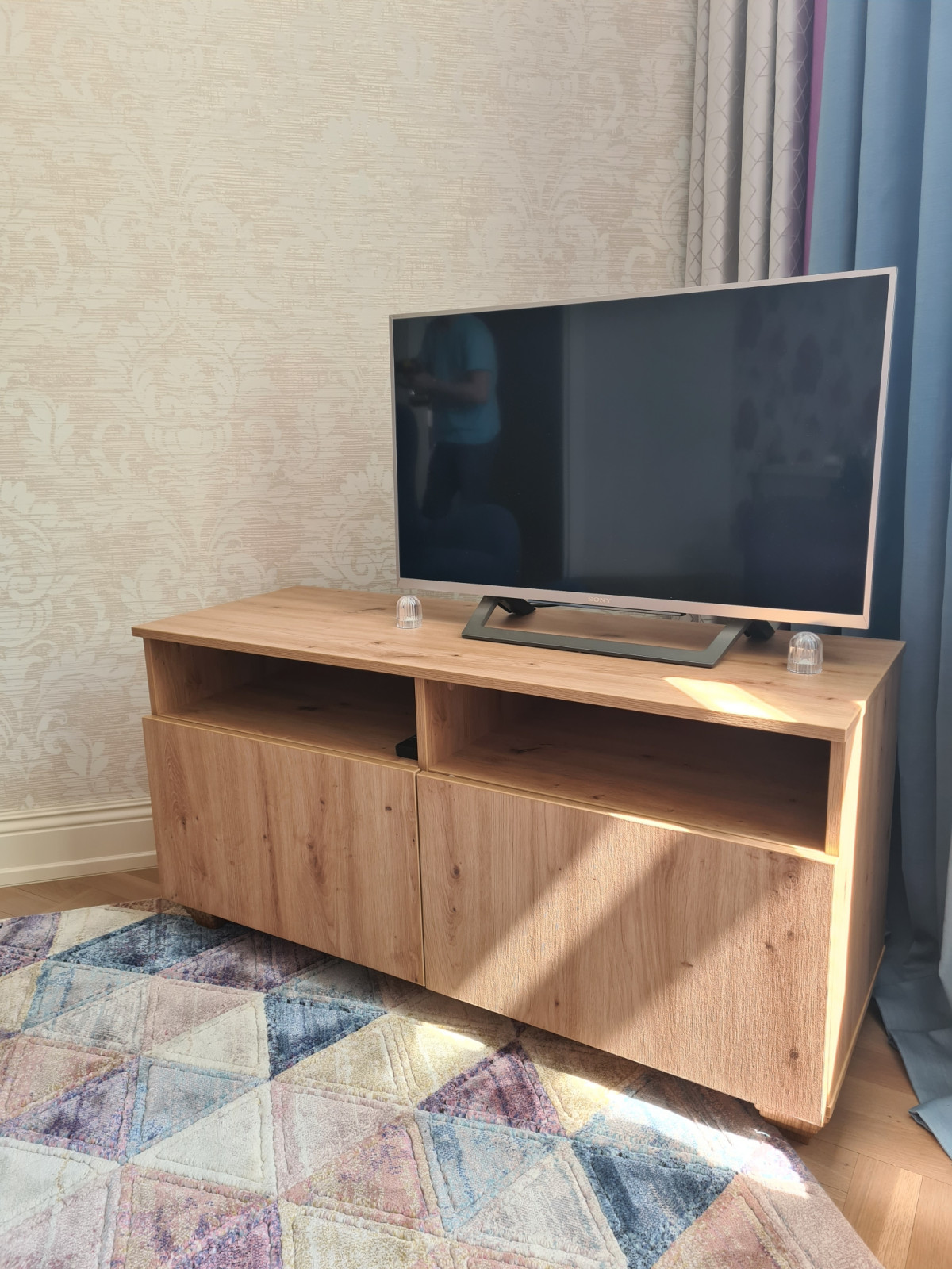 Комплект мебели: шкаф и TV-тумба